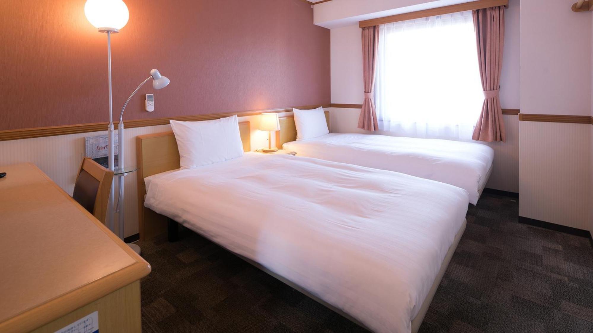 Toyoko Inn Higashi-Hiroshima Saijo Ekimae Pokoj fotografie