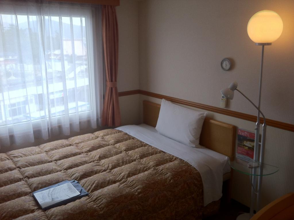 Toyoko Inn Higashi-Hiroshima Saijo Ekimae Exteriér fotografie
